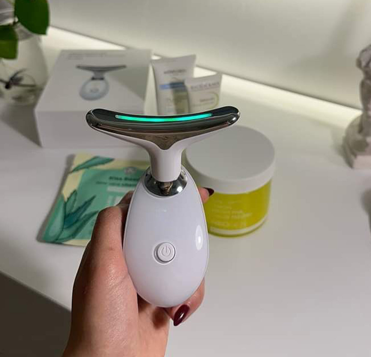 جهاز الهايفو لشد الوجه